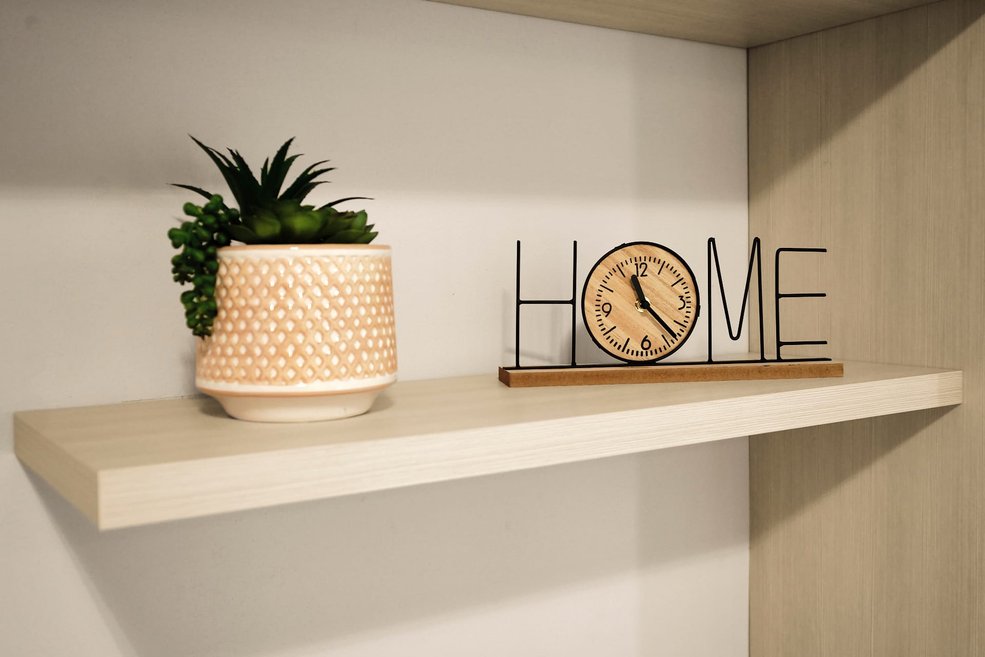 Fotografie per annunci Airbnb: monolocale a Prato 6 Monolocale Airbnb a Prato, foto Amius Studio