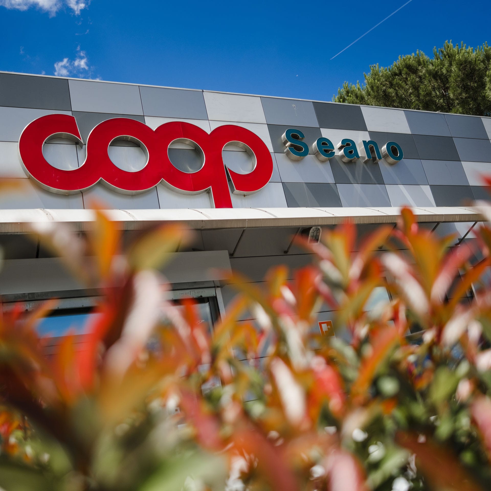 Supermercato Coop a Prato, foto Amius Studio