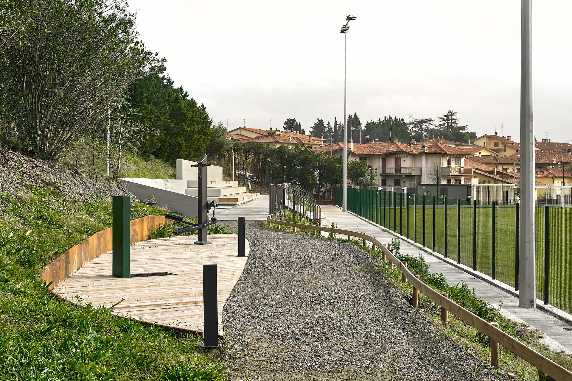 Fotografia di architettura: il campo sportivo della Serra a Prato 7 Campo sportivo della Serra a Prato, foto Amius Studio
