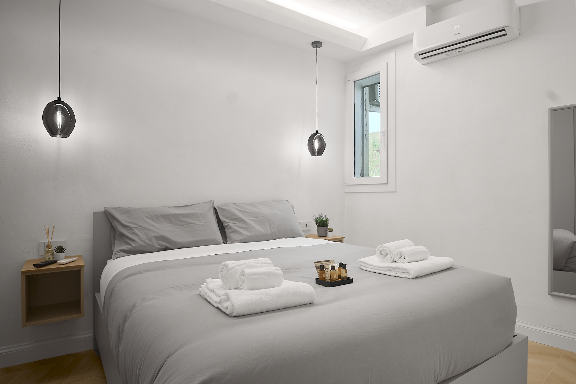 Servizio fotografico Airbnb a Pistoia: appartamento nel centro storico 6 Appartamento Airbnb nel centro storico di Pistoia, foto Amius Studio